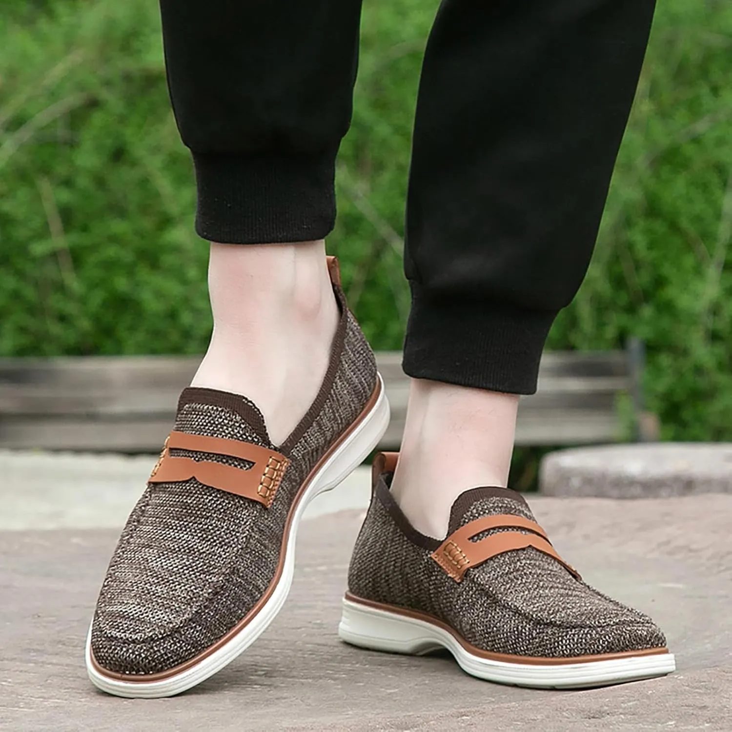 Leisure Men Four Seasons Mesh Non Slip Flat Round Toe Breathable Slip On Lazy Leisure Shoes for Men Casual No Shoelace Men's