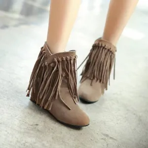 Women's Hidden Wedge Fringe Boots Round Toe Suede Western Tassel Cowboys Ankle Boots Casual Fashion Vintage Flat Pull On Short Boots